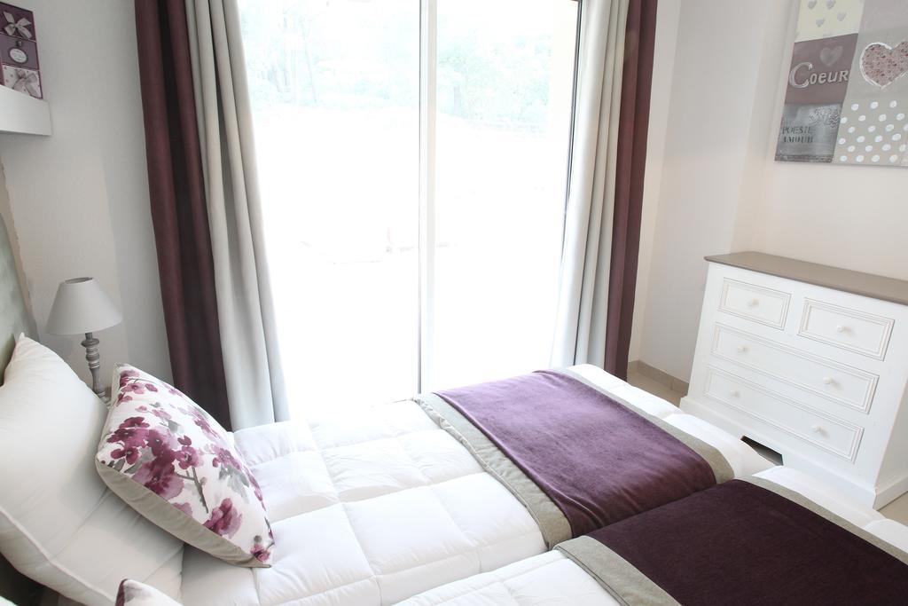 Residhotel Residence Pont Du Gard Remoulins Room photo