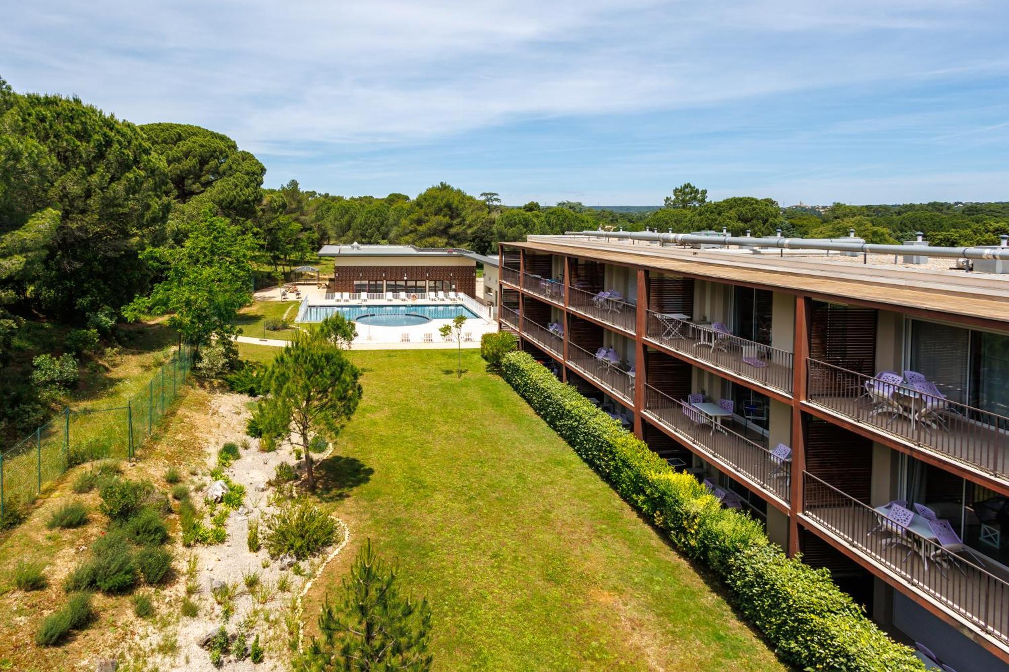 Residhotel Residence Pont Du Gard Remoulins Exterior photo