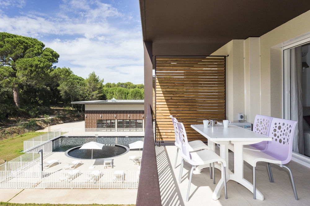 Residhotel Residence Pont Du Gard Remoulins Exterior photo